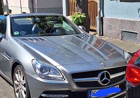 Mercedes-Benz SLK 200 (BlueEFFICIENCY)