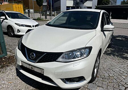 Nissan Pulsar Acenta