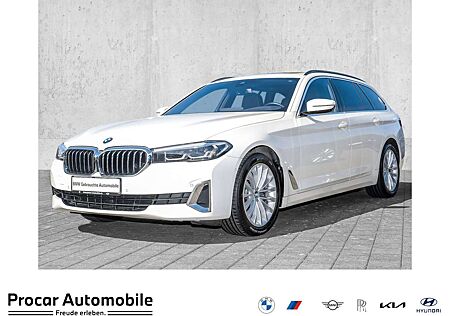 BMW 520 d xDrive Luxury Line PANO AHK RFK NAVI LED