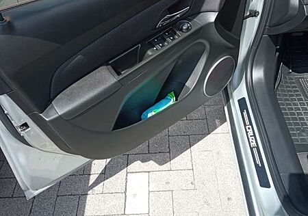 Chevrolet Cruze 1.8 LT