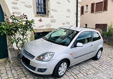 Ford Fiesta 3-Türer 1.4 Ambiente_idealer Zweitwagen