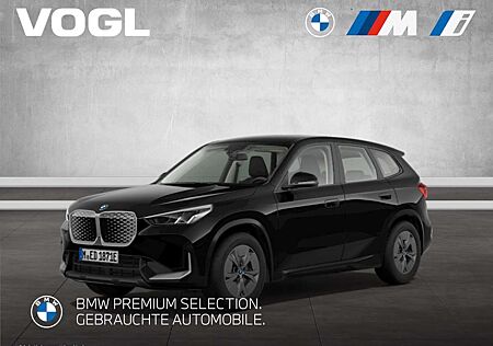 BMW iX1 xDrive30 SHZ