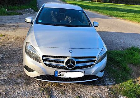 Mercedes-Benz A 180 BlueEFFICIENCY Edition
