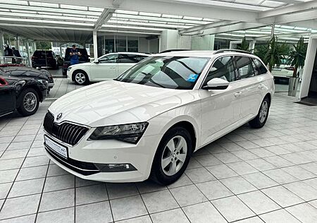Skoda Superb Combi Ambition Neue Wartung,Kamera,