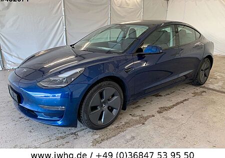 Tesla Model 3 LongRange Dual 82kWh AWD WärmepumpeGlasd