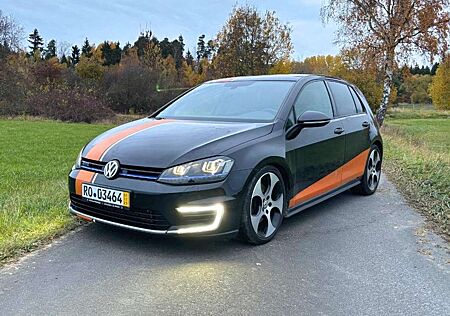 VW Golf Volkswagen GTE 1.4 TSI, Plug-in-Hybrid, DSG, 204 PS, AHK