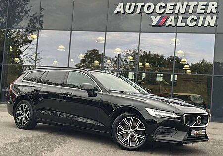 Volvo V60 B4 D Auto Core 1.H/NAV/R-CAM/AHK/CARPLAY