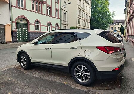 Hyundai Santa Fe 2.2 CRDI 4WD Automatik Style
