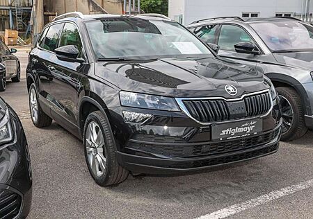 Skoda Karoq Style 1.5TSI DSG ACC+AHK+NAVI+PANO+Alu 18´