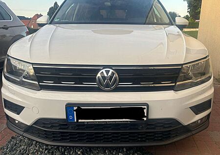 VW Tiguan Volkswagen Sound BMT/Start-Stopp