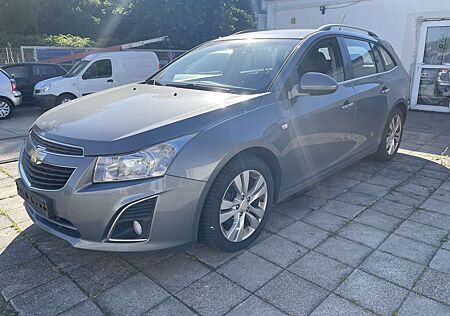 Chevrolet Cruze LTZ AHK Tüv
