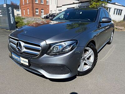 Mercedes-Benz E 220 d Avangarde LED MultiBeam TotWinkel. Kamera