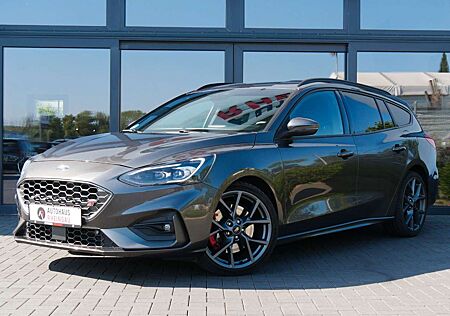 Ford Focus Turnier ST Performance Kamera Winterpaket