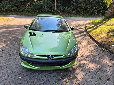 Peugeot 206 CC*TOP*NEU TÜV*GEWAHR*
