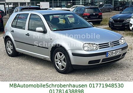 VW Golf Volkswagen IV Lim. Special AHK