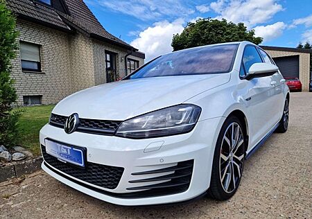 VW Golf Volkswagen VII GTD 2.Hand Navi Xenon ACC AHK 19"