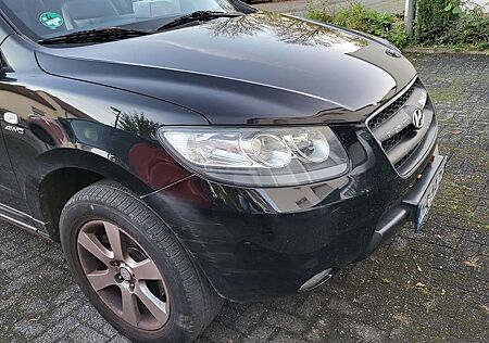 Hyundai Santa Fe 2.7 V6 4WD GLS
