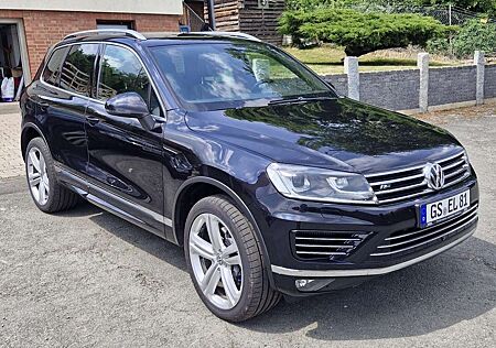VW Touareg Volkswagen 4.2 V8 TDI DPF 4Motion Automatik