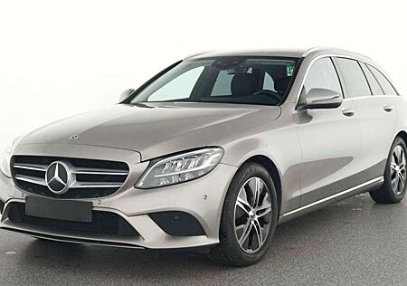 Mercedes-Benz C 180 T d LEDER NAVI LED KAMERA AUTOM AHK