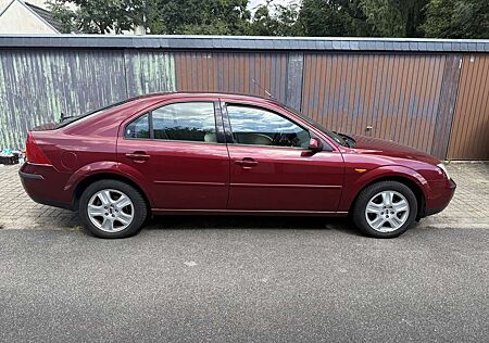 Ford Mondeo 1.8 Ghia