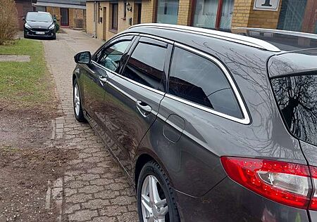 Ford Mondeo Turnier 2.0 TDCi Start-Stopp PowerShift-Aut Busine