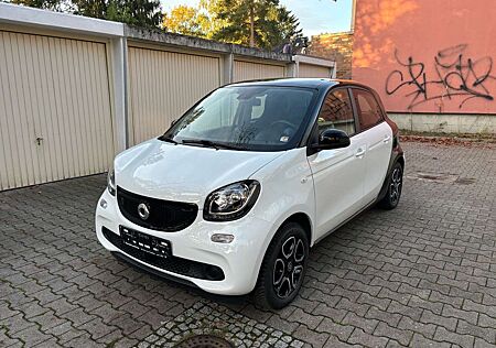 Smart ForFour EQ passion edition nightsky 1.hand