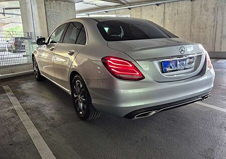 Mercedes-Benz C 250 CGI (205.045)