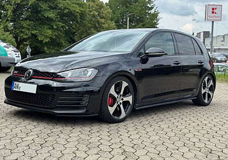 VW Golf GTI Volkswagen Performance BlueMotion Technology