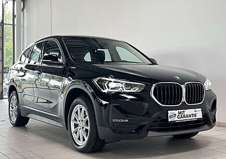 BMW X1 sDrive 18i Autom. LED AHK Sportlenkr.