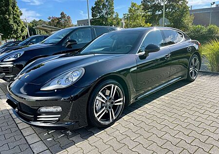 Porsche Panamera 4S PDK