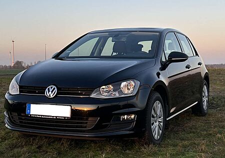 VW Golf Volkswagen Trendline BMT