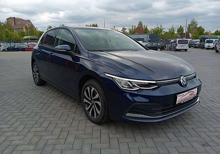 VW Golf Volkswagen VIII Lim. Active Klima LED AHZV Sitzheizung
