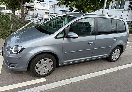 VW Touran Volkswagen 1.9 TDI DPF Highline
