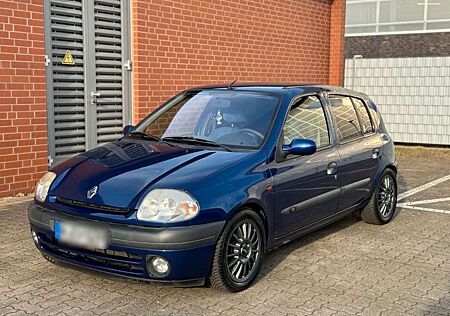 Renault Clio 1.2 ECON