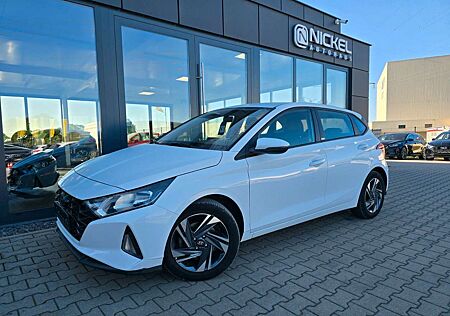 Hyundai i20 Intro Edition*Kamera*Navi*Led*Top*