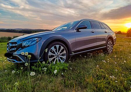 Mercedes-Benz E 220 E-Klasse T-Modell Diesel d 4Matic T All-Terrain 9G-TRONIC Avantgarde