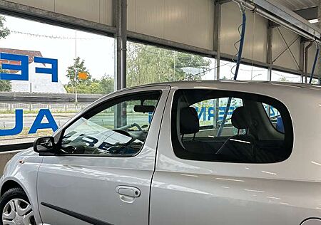 Toyota Yaris 1.3 linea luna