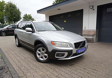 Volvo XC 70 XC70 Momentum AWD PDC+ALU+KLIMA+t.LEDER+6.GANG