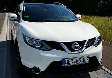 Nissan Qashqai 1.2 DIG-T Xtronic ACENTA