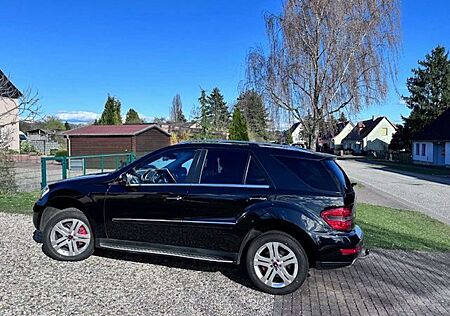 Mercedes-Benz ML 320 M-Klasse Diesel CDI 4Matic 7G-TRONIC DPF