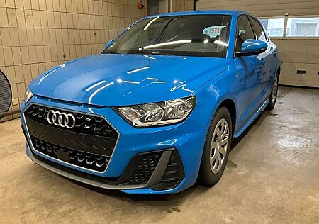 Audi A1 30 TFSI Sportback S line