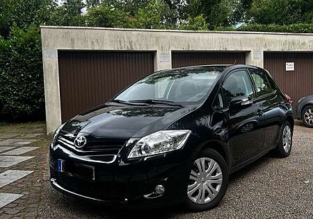 Toyota Auris 1.33 VVT-i Life+ 1.Hand / Tüv 01/26