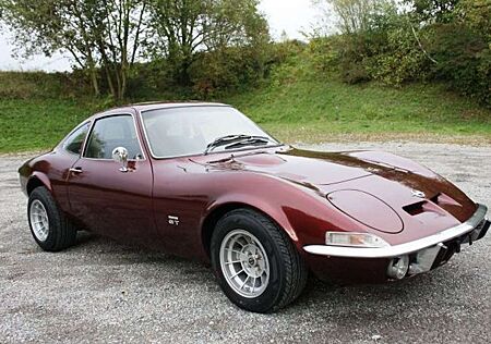 Opel GT 1900