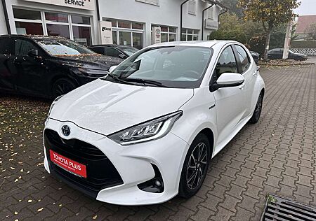 Toyota Yaris Hybrid 1.5 TeamD,Klimaautom.,Sitzheizung,Navi