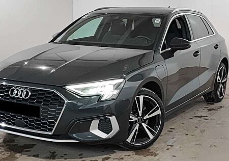 Audi A3 SPORTBACK 40TFSie S LINE/18Z/ACC/B&O/S-SITZE