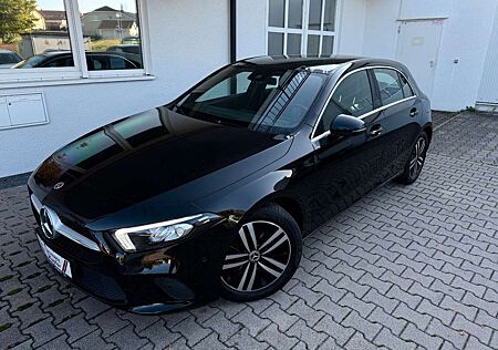 Mercedes-Benz A 180 Progressive Adapt. LED Navi