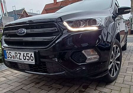 Ford Kuga 1.5 EcoBoost 2x4 ST-Line