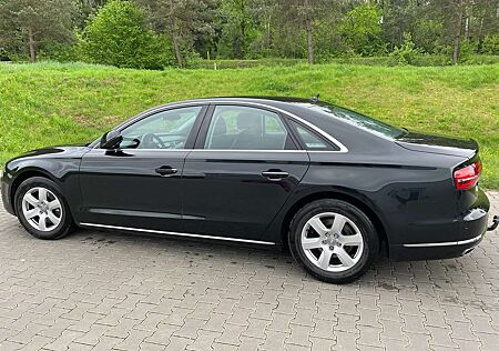 Audi A8 3.0 TDI DPF clean diesel quattro tiptronic