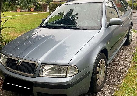 Skoda Octavia 1.6 Combi Tour
