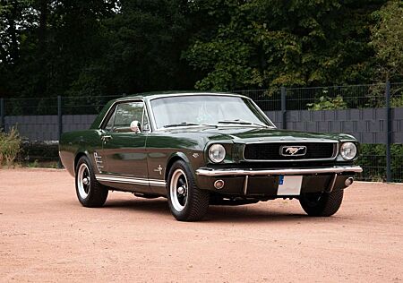 Ford Mustang 1966 289ci Coupe
